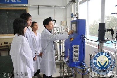 榆林能源化工学院化工工艺专业教学设备开发路径与实践